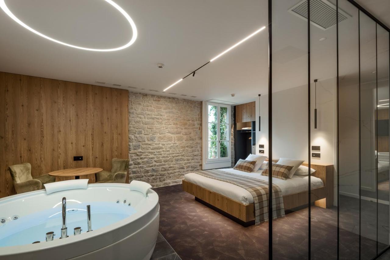 Logis Hotel Parenthese, Restaurant & Spa Chille Exterior foto