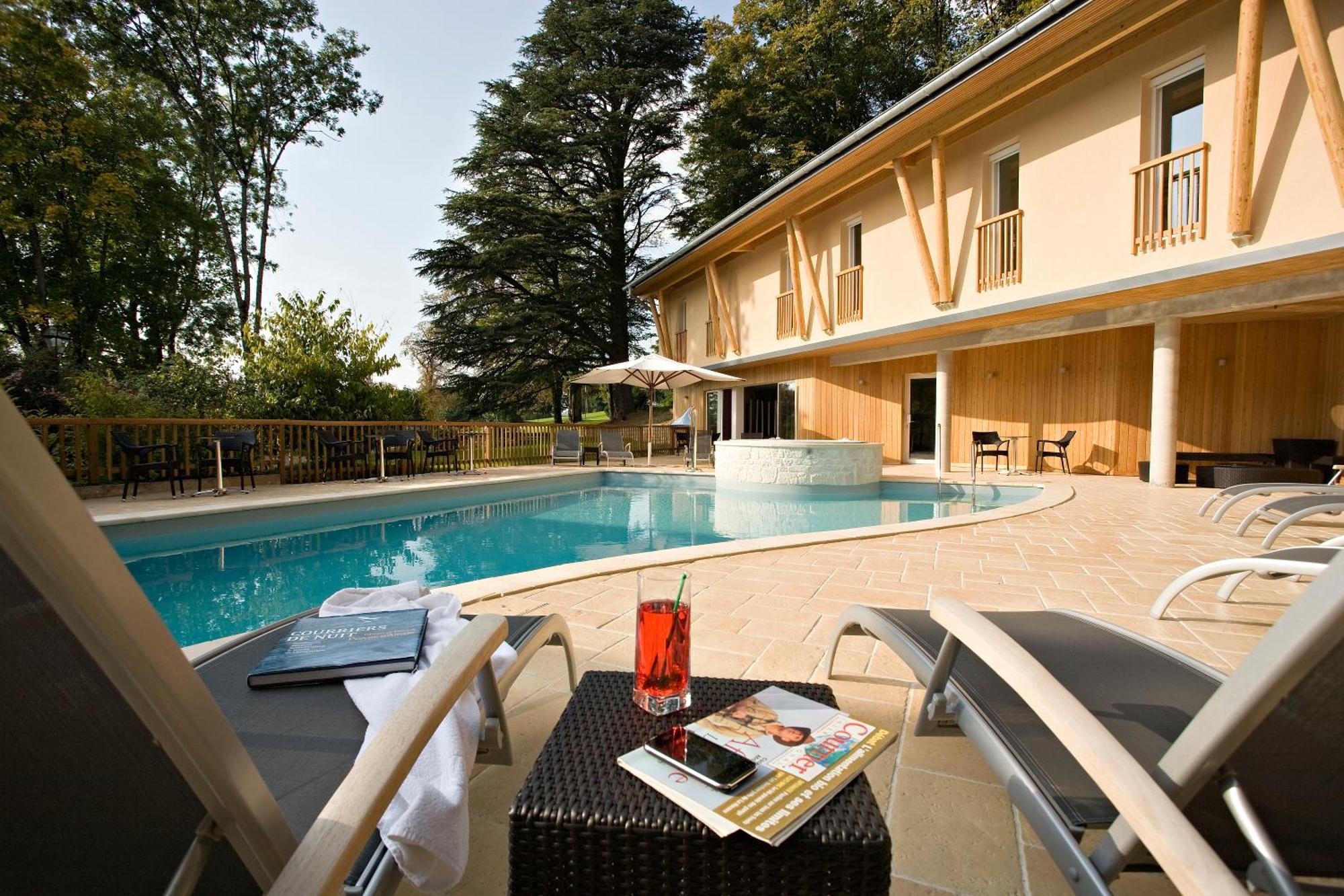Logis Hotel Parenthese, Restaurant & Spa Chille Exterior foto