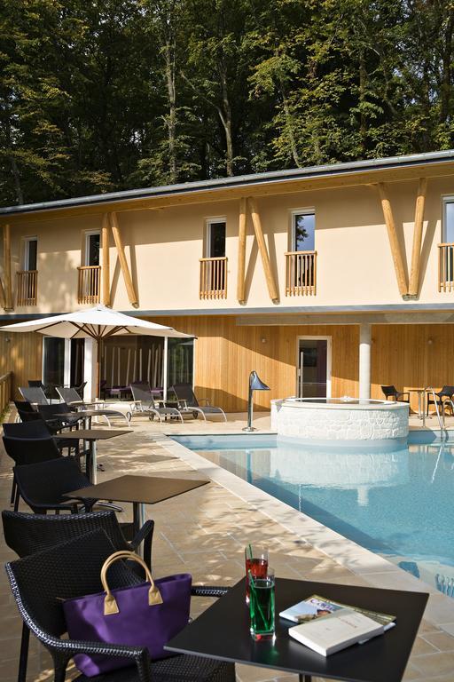 Logis Hotel Parenthese, Restaurant & Spa Chille Exterior foto